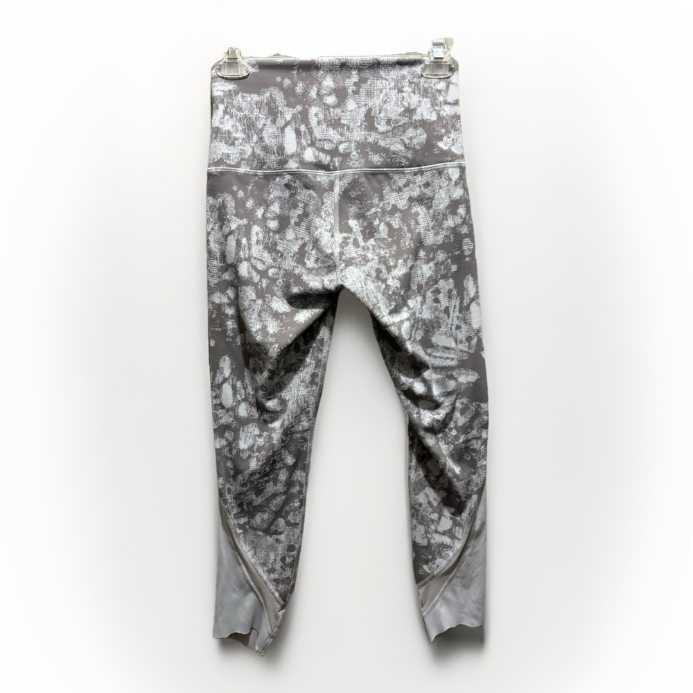 Lululemon Wunder Under Crop Leggings‎ Sz 6 Gray White Print 23" Inseam - Picture 4 of 6